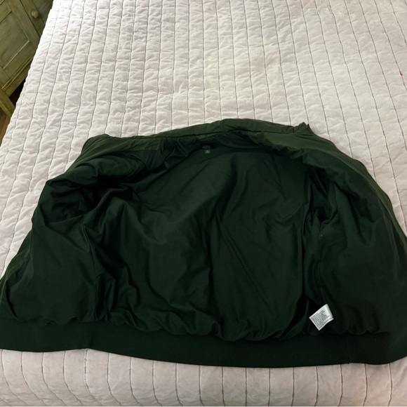 Beautiful Quilted Jacket
Immaculate condition - Picture 7 of 8